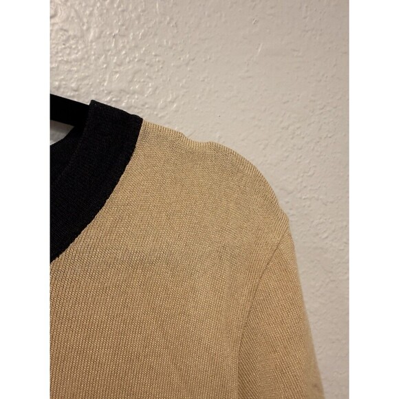 ESCADA WOOL BLEND KNIT Short Sleeve   IN BEIGE ELEPHANT THEME Size 40 10-12 - Picture 5 of 7